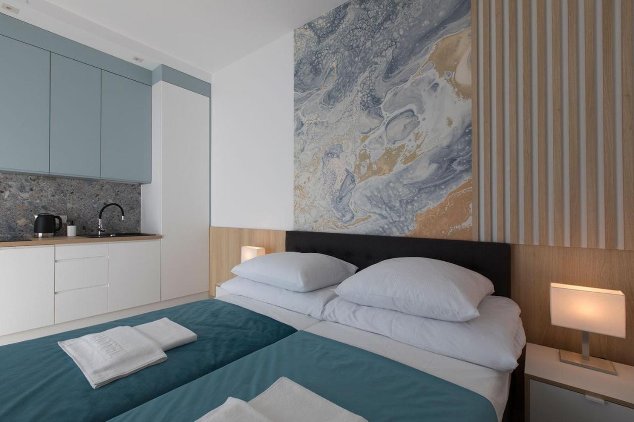 Willa Przy Porcie - Apartamenty Z Aneksami Kuchennymi Устка Экстерьер фото
